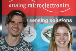 Studenten bei Analog Microelectronics
